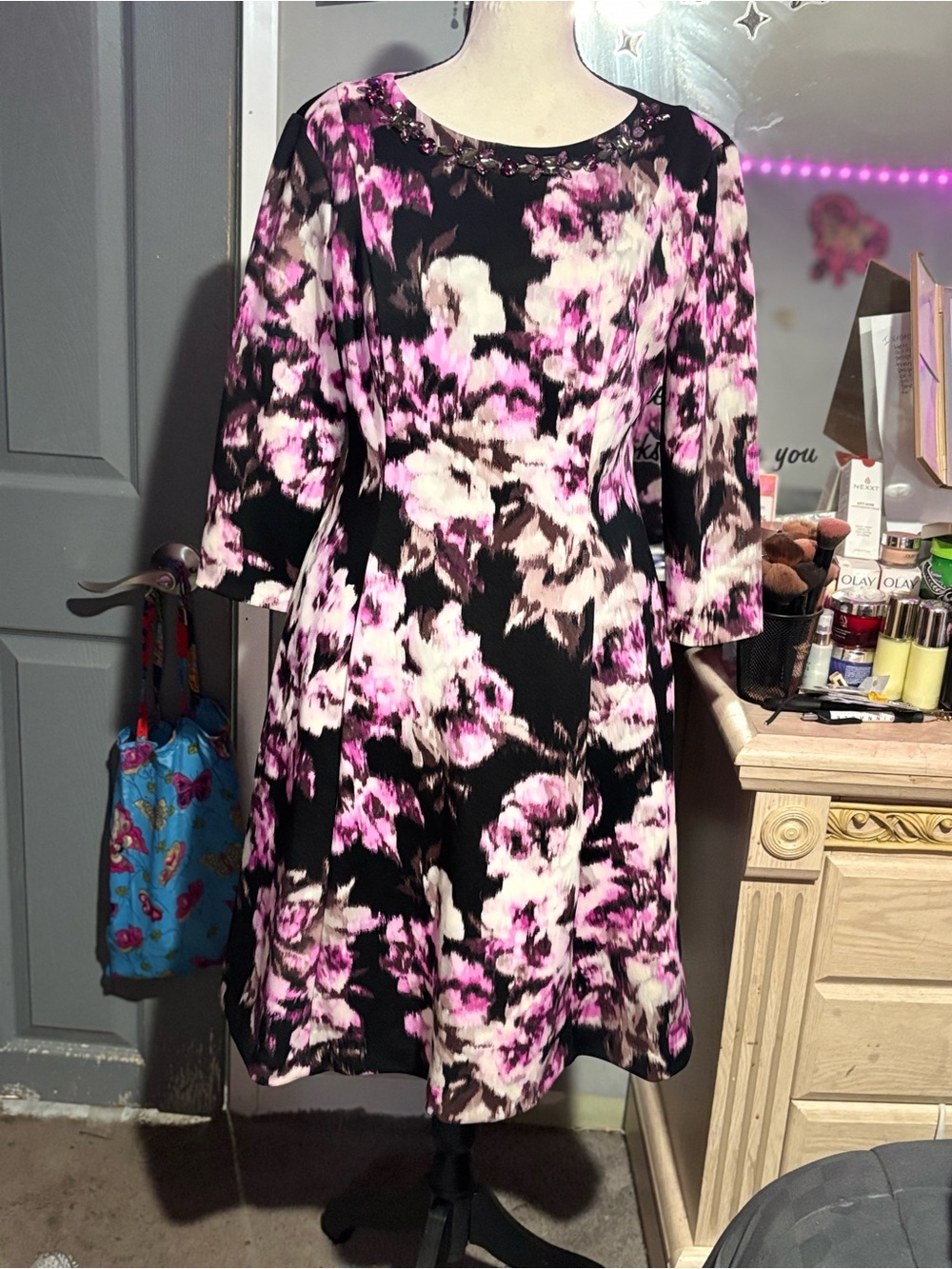 NWOT Jessica Howard Floral A-Line Dress with Beaded Neckline - Black & Pink